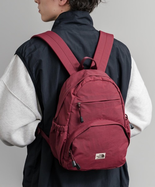 THE NORTH FACE(ザノースフェイス)の「日本未展開モデル WHITE LABEL THE NORTH FACE ELECTRON SLING BAG ミニバックパック(バックパック/リュック・メンズ・ベージュ/レッド/ブラック・FREE)」の3枚目の写真
