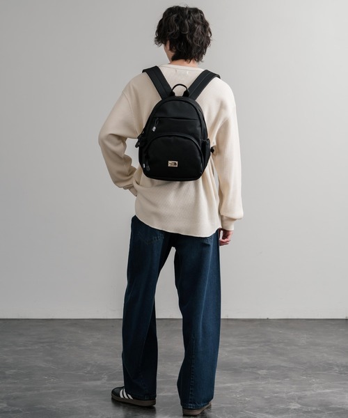 THE NORTH FACE(ザノースフェイス)の「日本未展開モデル WHITE LABEL THE NORTH FACE ELECTRON SLING BAG ミニバックパック(バックパック/リュック・メンズ・ベージュ/レッド/ブラック・FREE)」の8枚目の写真