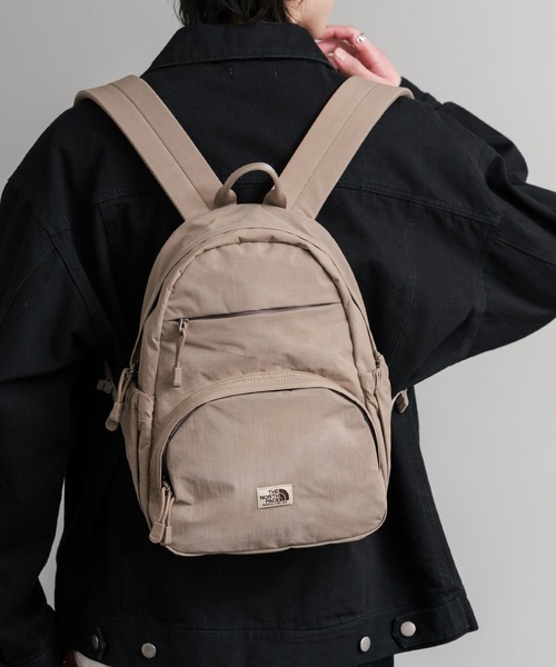 THE NORTH FACE(ザノースフェイス)の「日本未展開モデル WHITE LABEL THE NORTH FACE ELECTRON SLING BAG ミニバックパック(バックパック/リュック・メンズ・ベージュ/レッド/ブラック・FREE)」の9枚目の写真