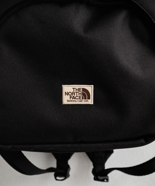 THE NORTH FACE(ザノースフェイス)の「日本未展開モデル WHITE LABEL THE NORTH FACE ELECTRON SLING BAG ミニバックパック(バックパック/リュック・メンズ・ベージュ/レッド/ブラック・FREE)」の22枚目の写真
