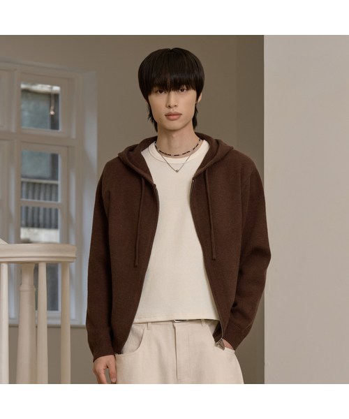 HYOJI（ヒョージ）の「FW ウォッシャブルツーウェイクロップフードニットジップアップ (3カラー)（ニット/セーター・メンズ・ブラウン/チャコール/ブラック・FREE）」の3枚目の写真