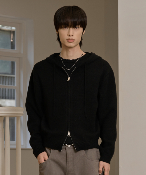 HYOJI（ヒョージ）の「FW ウォッシャブルツーウェイクロップフードニットジップアップ (3カラー)（ニット/セーター・メンズ・ブラウン/チャコール/ブラック・FREE）」の8枚目の写真