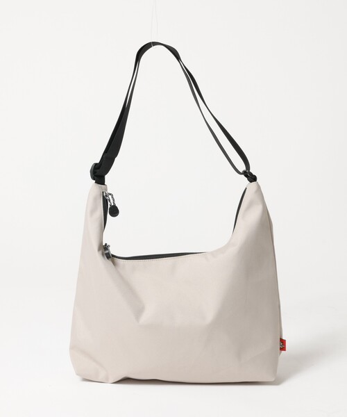 CHUMS(チャムス)の「【CHUMS / チャムス】Recycle Plain Shoulder Bag / リサイクルプレーンショルダーバッグ(ショルダーバッグ・レディース・ピンク/ネイビー/グレイッシュベージュ/ブラック/パープル/その他1・フリー)」の19枚目の写真