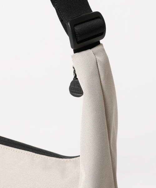 CHUMS(チャムス)の「【CHUMS / チャムス】Recycle Plain Shoulder Bag / リサイクルプレーンショルダーバッグ(ショルダーバッグ・レディース・ピンク/ネイビー/グレイッシュベージュ/ブラック/パープル/その他1・フリー)」の12枚目の写真