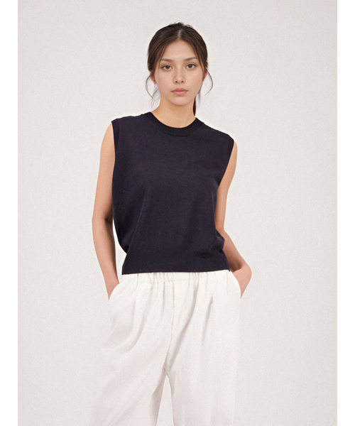 ACUD(アクド)の「Linen Round Neck Sleeveless Knit _Navy(ニット/セーター・レディース・ネイビー・FREE)」の2枚目の写真