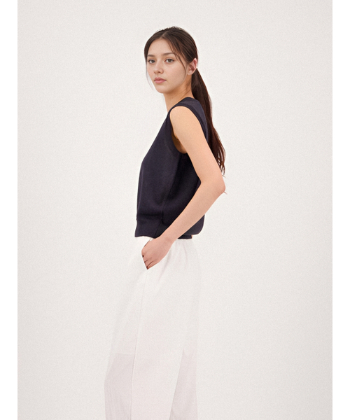 ACUD(アクド)の「Linen Round Neck Sleeveless Knit _Navy(ニット/セーター・レディース・ネイビー・FREE)」の4枚目の写真
