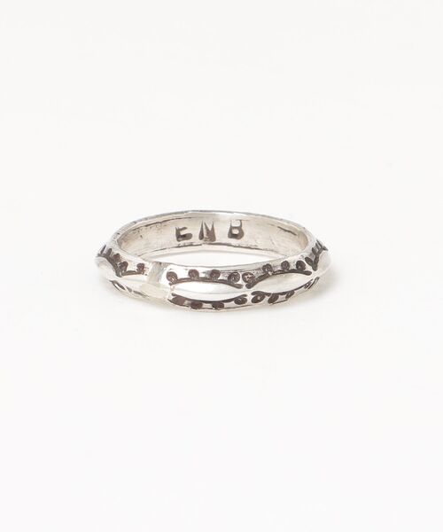 ERICKA NICOLAS BEGAY(エリッカ ニコラス ビゲイ)の「【ERICKA NICOLAS BEGAY】 NAVAJO STAMP RING SVRG TA ST(リング・メンズ・E/D/I/G/B/C/K/J/H/A/F/L・13号/12号/20号/17号/10号/23号/22号/14号/24号)」の4枚目の写真
