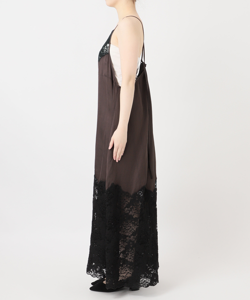 IENA LA BOUCLE(イエナラブークル)の「IENA LA BOUCLE R/Lサテンレースコンビキャミドレ(ワンピース・レディース・ブラウン・FREE)」の9枚目の写真