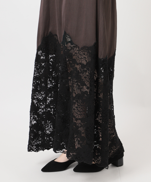 IENA LA BOUCLE(イエナラブークル)の「IENA LA BOUCLE R/Lサテンレースコンビキャミドレ(ワンピース・レディース・ブラウン・FREE)」の13枚目の写真