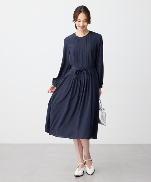 A/C DESIGN BY ALPHA CUBIC（エーシーデザインバイアルファキュービック）の「フロントタックワンピース【ファーストライン】（ワンピース・レディース・ネイビー/ブラック・9号/11号/13号）」の6枚目の写真