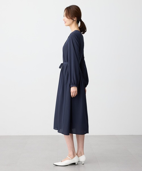 A/C DESIGN BY ALPHA CUBIC（エーシーデザインバイアルファキュービック）の「フロントタックワンピース【ファーストライン】（ワンピース・レディース・ネイビー/ブラック・9号/11号/13号）」の7枚目の写真