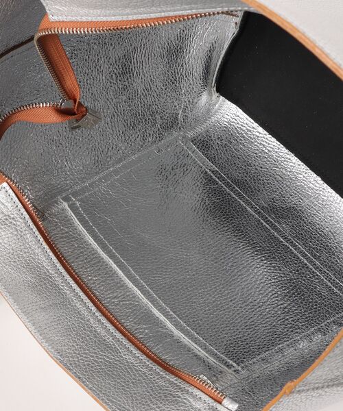 inter-chaussures（インターショシュール）の「【RIPANI】A4対応ダブルハンドルトート(Q66407)（トートバッグ・レディース・シルバー・ALL）」の4枚目の写真
