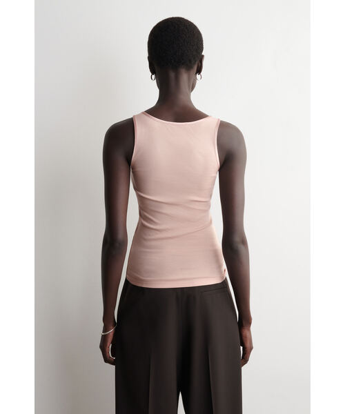 COS（コス）の「サテントリム　コットンジャージータンクトップ（タンクトップ・レディース・ピンク・36/38/M/L）」の3枚目の写真
