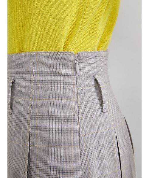 Mila Owen（ミラオーウェン）の「プリーツタックスカート（スカート・レディース・チャコールグレー/キャメル/チェック・1/0）」の21枚目の写真