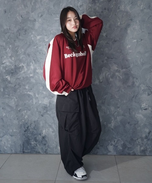 NOIZY（ノイジー）の「Pullover Game Long Shirt / プルオーバー ジャージ素材 ゲームシャツ（Tシャツ/カットソー・メンズ・ワインレッド・MEDIUM/LARGE）」の6枚目の写真