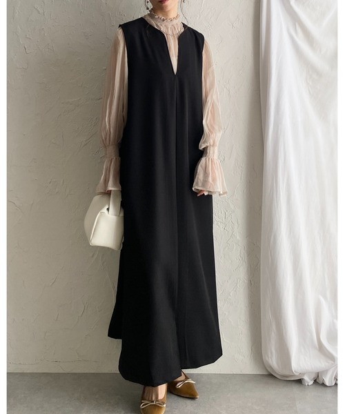 She's Closet(シーズクローゼット)の「深Vネックフロントタック ロングジャンパースカートワンピース(ワンピース・レディース・グレー/ブラック/アイボリー・FREE/SHORT)」の6枚目の写真