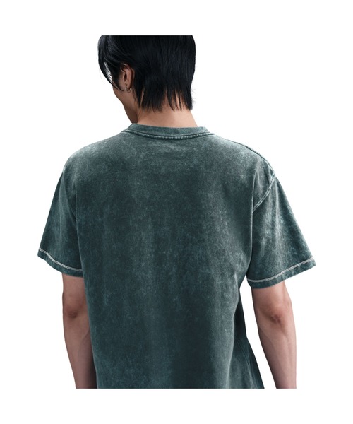 NIKE(ナイキ)の「NIKE/ナイキ U NSW TEE M90 PCKT VNTG(Tシャツ/カットソー・メンズ・ベージュ/グリーン・M/S/L/XL/2XL)」の9枚目の写真
