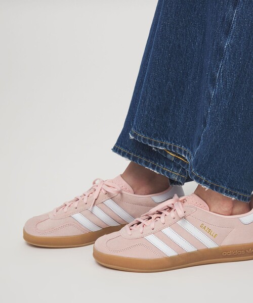 green label relaxing（グリーンレーベルリラクシング）の「＜adidas Originals＞ガゼル インドア スニーカー（スニーカー・レディース・ライトピンク・23cm/24.5cm/25cm/24cm/23.5cm/22.5cm）」の3枚目の写真