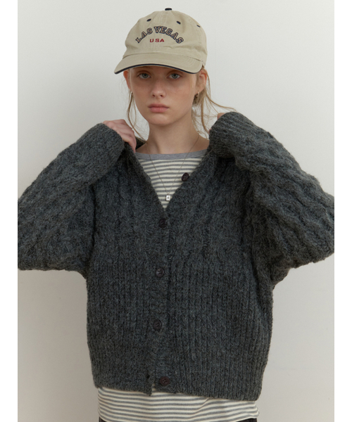 THEMITTEN(ザ・ミトン)の「Grob cable cardigan (charcoal)(カーディガン/ボレロ・レディース・その他・FREE)」の3枚目の写真