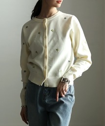 ミニ刺繍クルーネックカーディガン