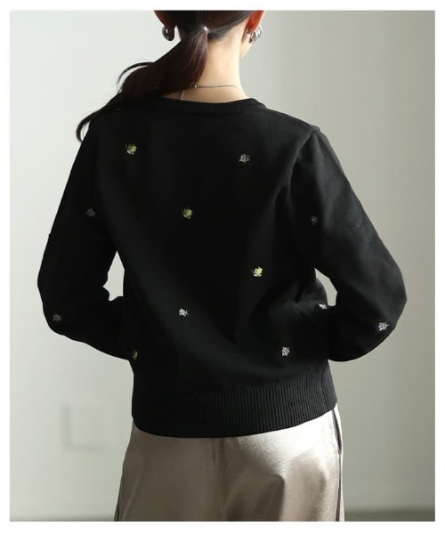 Sawa a la mode(サワアラモード)の「ミニ刺繍クルーネックカーディガン(カーディガン/ボレロ・レディース・ブラック/アイボリー・FREE)」の19枚目の写真