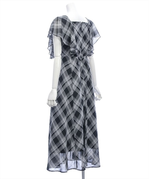 CLEAR BASIC（クリアベーシック）の「フロントギャザーフレアスリーブワンピース[大人 フェミニン 上品]≪新作≫（ワンピース・レディース・オフホワイト/ブラック・PF/F）」の10枚目の写真