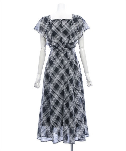 CLEAR BASIC（クリアベーシック）の「フロントギャザーフレアスリーブワンピース[大人 フェミニン 上品]≪新作≫（ワンピース・レディース・オフホワイト/ブラック・PF/F）」の11枚目の写真