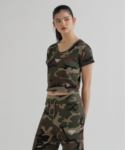 AVIREX(アヴィレックス)の「《直営店限定》CAMO WAFFLE MINI T-SHIRT(Tシャツ/カットソー・レディース・ベージュ系その他/グリーン系カモフラージュ・M/S)」の11枚目の写真