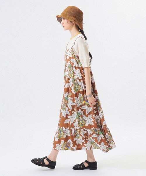 SUN SURF（サンサーフ）の「【8/6再値下げ】【別注】SUN SURF / ノースリーブ キャミ ワンピース（ワンピース・レディース・ブラウン/ネイビー・ONE SIZE）」の17枚目の写真