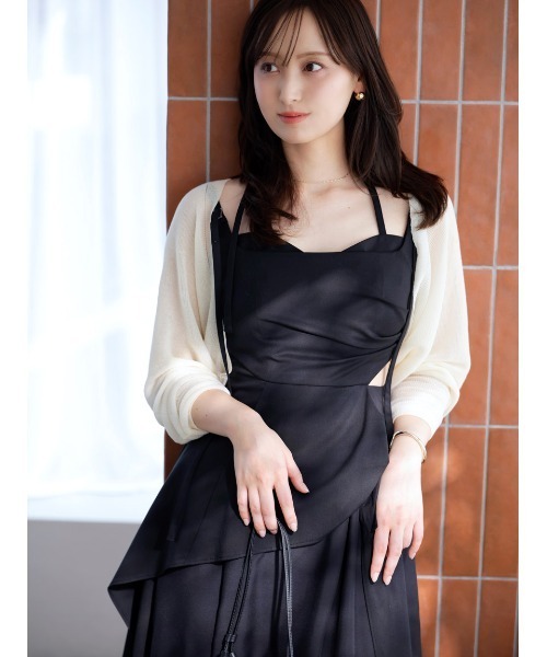 SNIDEL（スナイデル）の「スイッチングキャミワンピース（ワンピース・レディース・カーキ/ブラック/グレー・1/0）」の21枚目の写真