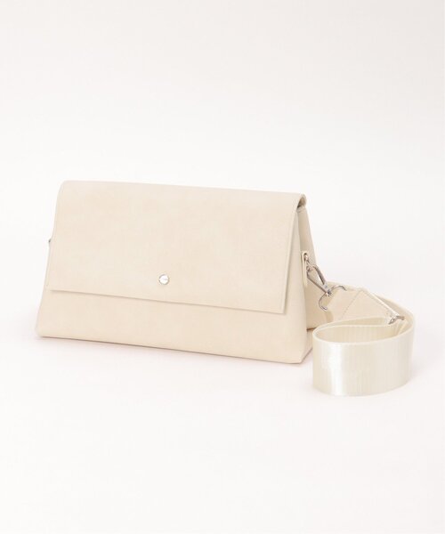 notch.(ノッチ)の「フラップ2WAYスクエアバッグ(ショルダーバッグ・レディース・ブラック/ライトグレー/キャメル/オフホワイト・ONESIZE)」の1枚目の写真