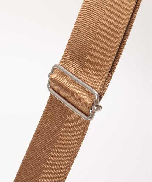 notch.(ノッチ)の「フラップ2WAYスクエアバッグ(ショルダーバッグ・レディース・ブラック/ライトグレー/キャメル/オフホワイト・ONESIZE)」の13枚目の写真