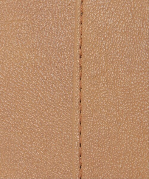 notch.(ノッチ)の「フラップ2WAYスクエアバッグ(ショルダーバッグ・レディース・ブラック/ライトグレー/キャメル/オフホワイト・ONESIZE)」の19枚目の写真