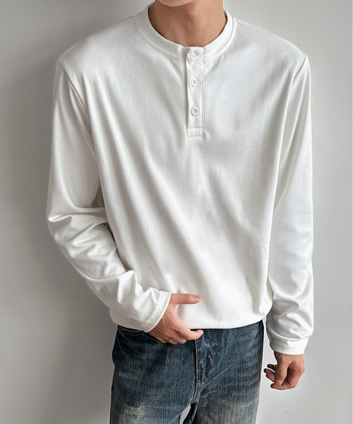 neos(ネオス)の「【neos】ルーズシルエット ヘンリーネック ロングスリーブ Tシャツ ユニセックス(Tシャツ/カットソー・メンズ・ワインレッド/ブラック/チャコールグレー/ホワイト・MEDIUM/X-LARGE/LARGE)」の6枚目の写真