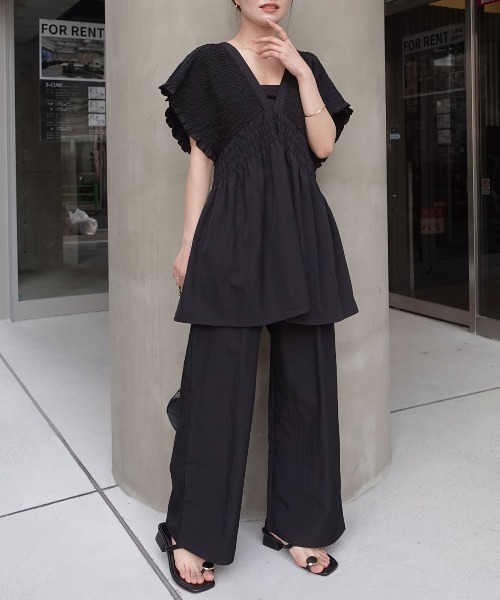 CORNERS(コーナーズ)の「タックイージーパンツ【セットアップ可能】(その他パンツ・レディース・ブラック/グレイッシュベージュ/グレー・M)」の1枚目の写真