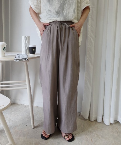 CORNERS(コーナーズ)の「タックイージーパンツ【セットアップ可能】(その他パンツ・レディース・ブラック/グレイッシュベージュ/グレー・M)」の5枚目の写真