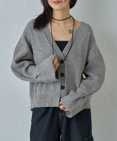 goocy（グーシー）の「7G重ねリブＶネックカーディガン（カーディガン/ボレロ・レディース・ブラック/グレー・FREE）」の19枚目の写真