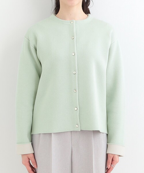 SHOO・LA・RUE（シューラルー）の「【洗濯機可/S-LL】品良くきまる ダブルフェイス 配色カーディガン（カーディガン/ボレロ・レディース・オフホワイト/ライトグリーン/ライトグレー・04/03/02/01）」の16枚目の写真