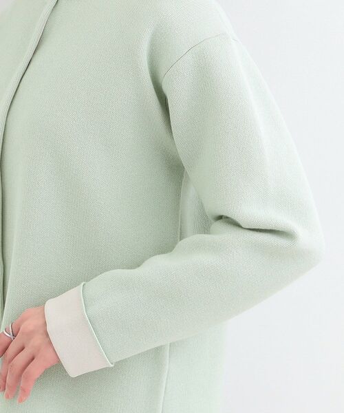 SHOO・LA・RUE（シューラルー）の「【洗濯機可/S-LL】品良くきまる ダブルフェイス 配色カーディガン（カーディガン/ボレロ・レディース・オフホワイト/ライトグリーン/ライトグレー・04/03/02/01）」の20枚目の写真