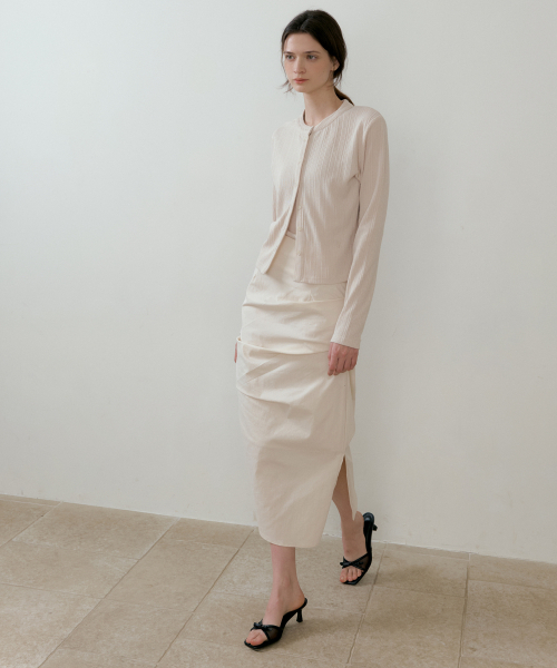 REORG(リオルグ)の「BATD LOTS SHIRRING SKIRT CREAM(スカート・レディース・その他・SMALL/MEDIUM/LARGE)」の2枚目の写真