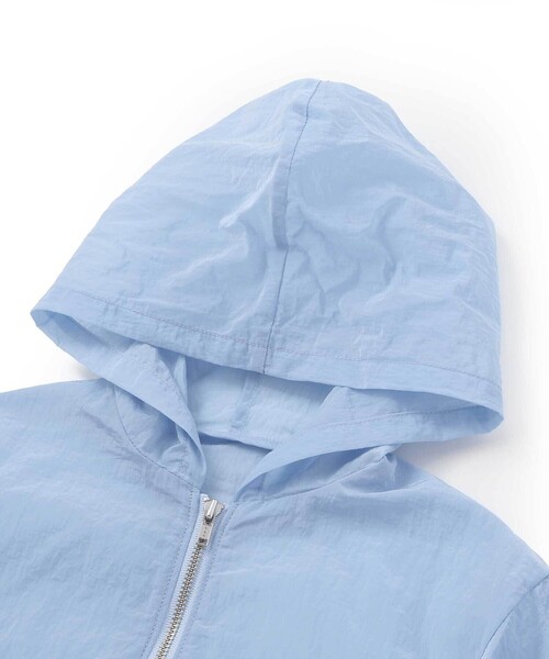 BeBe（ベベ）の「ボーダーギャザーワンピース+シアータフタロングパーカーセット（セットアップ・キッズ・ブルー/ホワイト・150cm/130cm/140cm）」の20枚目の写真