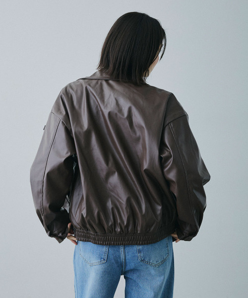 Mirette（ミレット）の「フロントリボンポケット 合成皮革 ブルゾン / Front Ribbon Pocket Jacket（ライダースジャケット・レディース・ブラウン・MEDIUM/SMALL）」の7枚目の写真