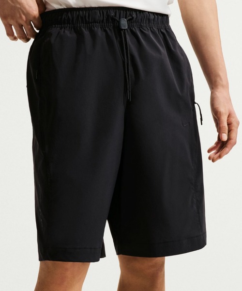 NIKE(ナイキ)の「NIKE AS M NK UV TECH HELIOS SUN SRT / ナイキ UV テック ヘリオス サン ショート 【SP】(その他パンツ・メンズ・ブラック/ライトカーキ・S/M/L/XL/XXL)」の1枚目の写真