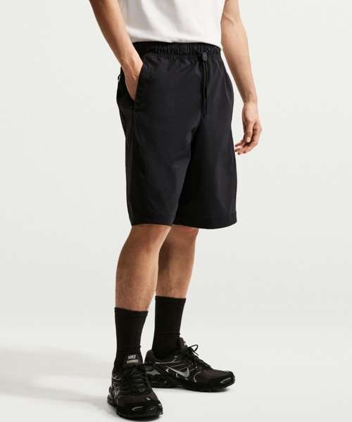 NIKE(ナイキ)の「NIKE AS M NK UV TECH HELIOS SUN SRT / ナイキ UV テック ヘリオス サン ショート 【SP】(その他パンツ・メンズ・ブラック/ライトカーキ・S/M/L/XL/XXL)」の3枚目の写真
