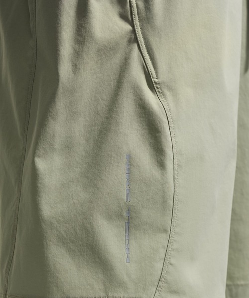 NIKE(ナイキ)の「NIKE AS M NK UV TECH HELIOS SUN SRT / ナイキ UV テック ヘリオス サン ショート 【SP】(その他パンツ・メンズ・ブラック/ライトカーキ・S/M/L/XL/XXL)」の14枚目の写真