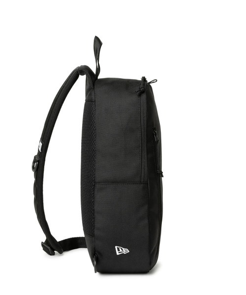 NEW ERA(ニューエラ)の「NEW ERA/ニューエラ Body Bag 8L(ボディバッグ/ウエストポーチ・メンズ・ブラック・FREE)」の3枚目の写真