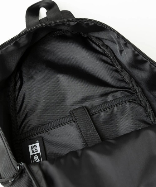 NEW ERA(ニューエラ)の「NEW ERA/ニューエラ Body Bag 8L(ボディバッグ/ウエストポーチ・メンズ・ブラック・FREE)」の11枚目の写真