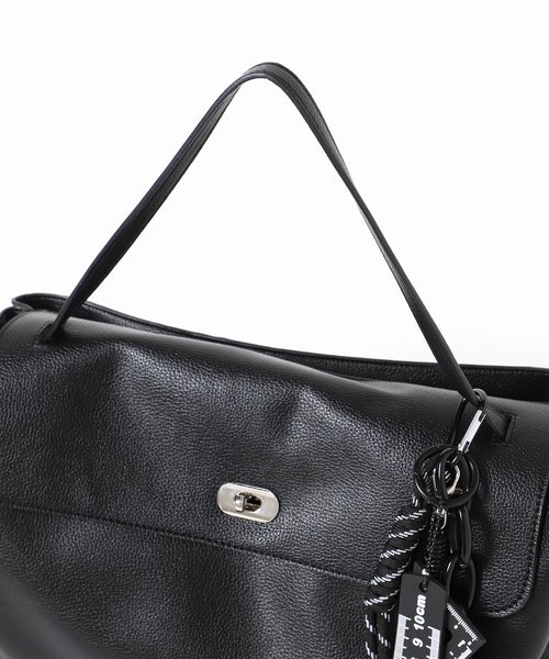 JOURNAL STANDARD(ジャーナルスタンダード)の「《追加2》別注【VARNY/ヴァーニー】 LEICESTER(ショルダーバッグ・レディース・ブラック/ブラウン・FREE)」の19枚目の写真