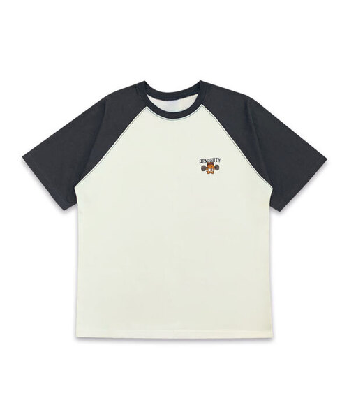 BEMIGHTY(ビーマイティー)の「バベルベア オーバーサイズ ラグラン 半袖Tシャツ(Tシャツ/カットソー・メンズ・ホワイト/クリーム・MEDIUM/LARGE/X-LARGE)」の2枚目の写真
