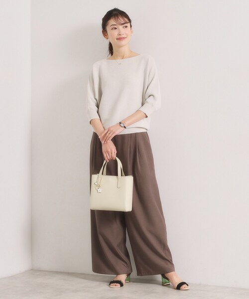 ITS'DEMO（イッツデモ）の「フラワーチャーム付2WAYトート（ハンドバッグ・レディース・サックスブルー/アイボリー・00）」の10枚目の写真